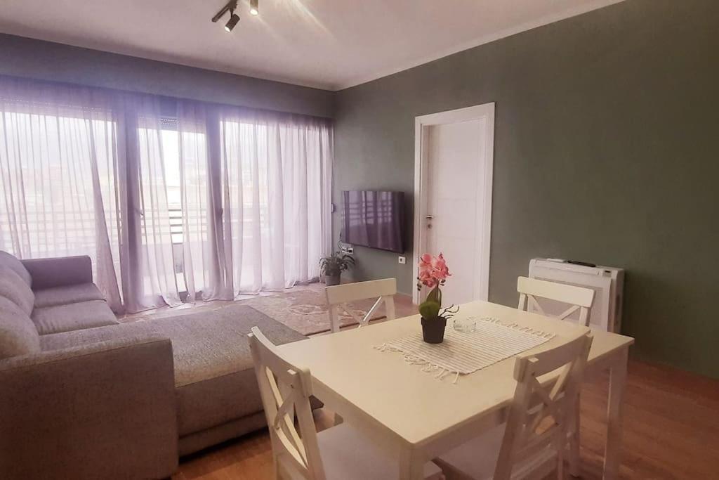 Flower Apartment Tirana Exterior foto