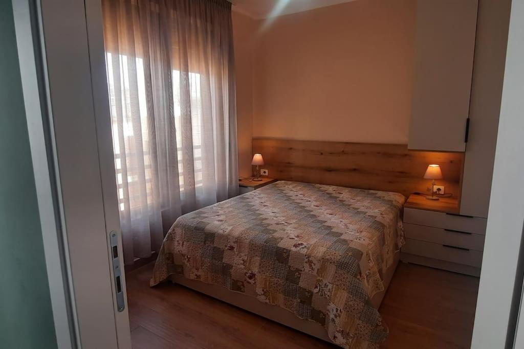 Flower Apartment Tirana Exterior foto